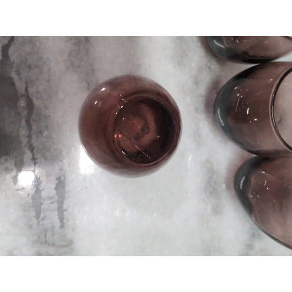 Amethyst Handblown Cordial Glasses Set of 4, Vintage Glassware, Small Cup, 2.5"H - Picture 7 of 9